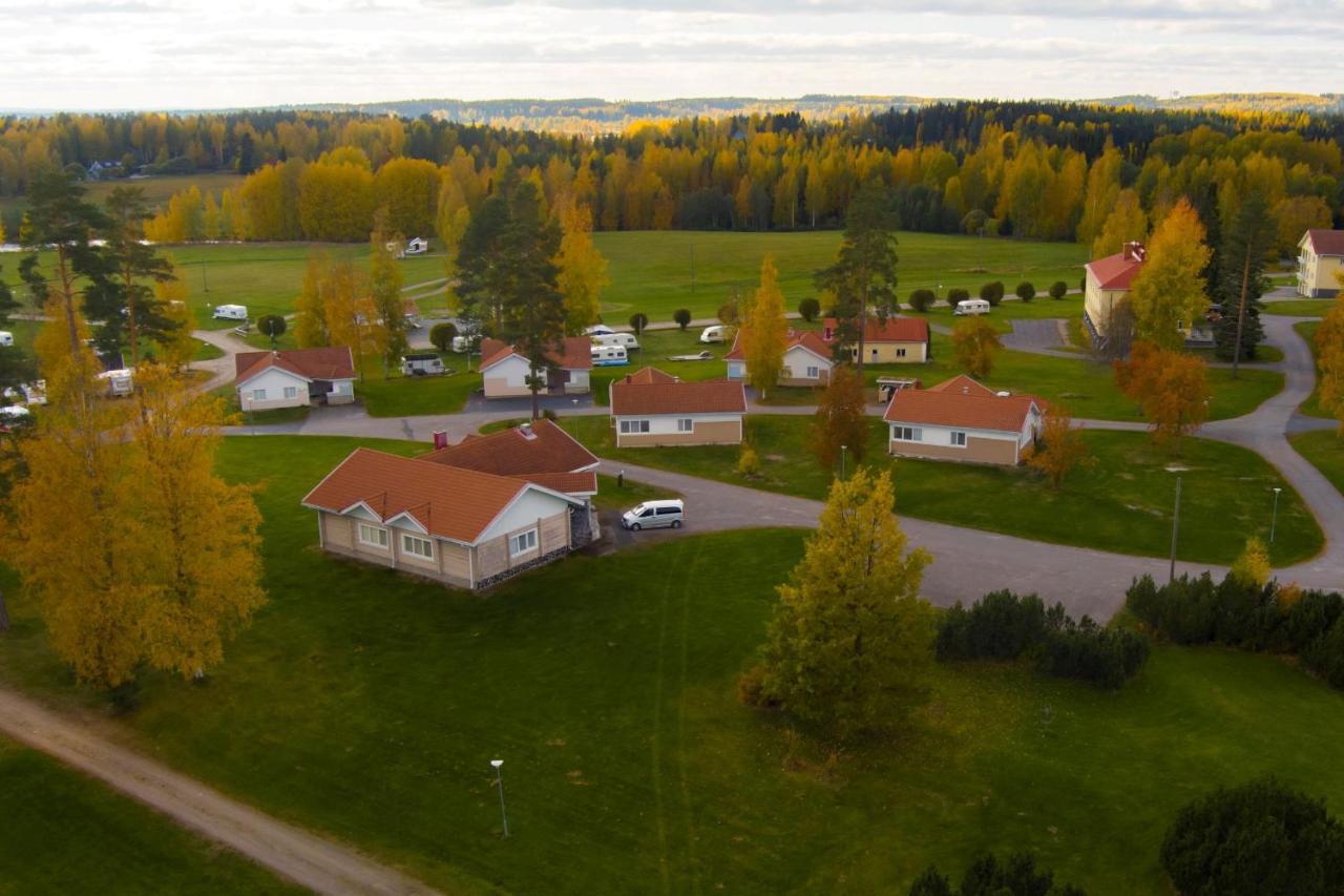 Ik Hotel & Camping Keuruu Eksteriør billede