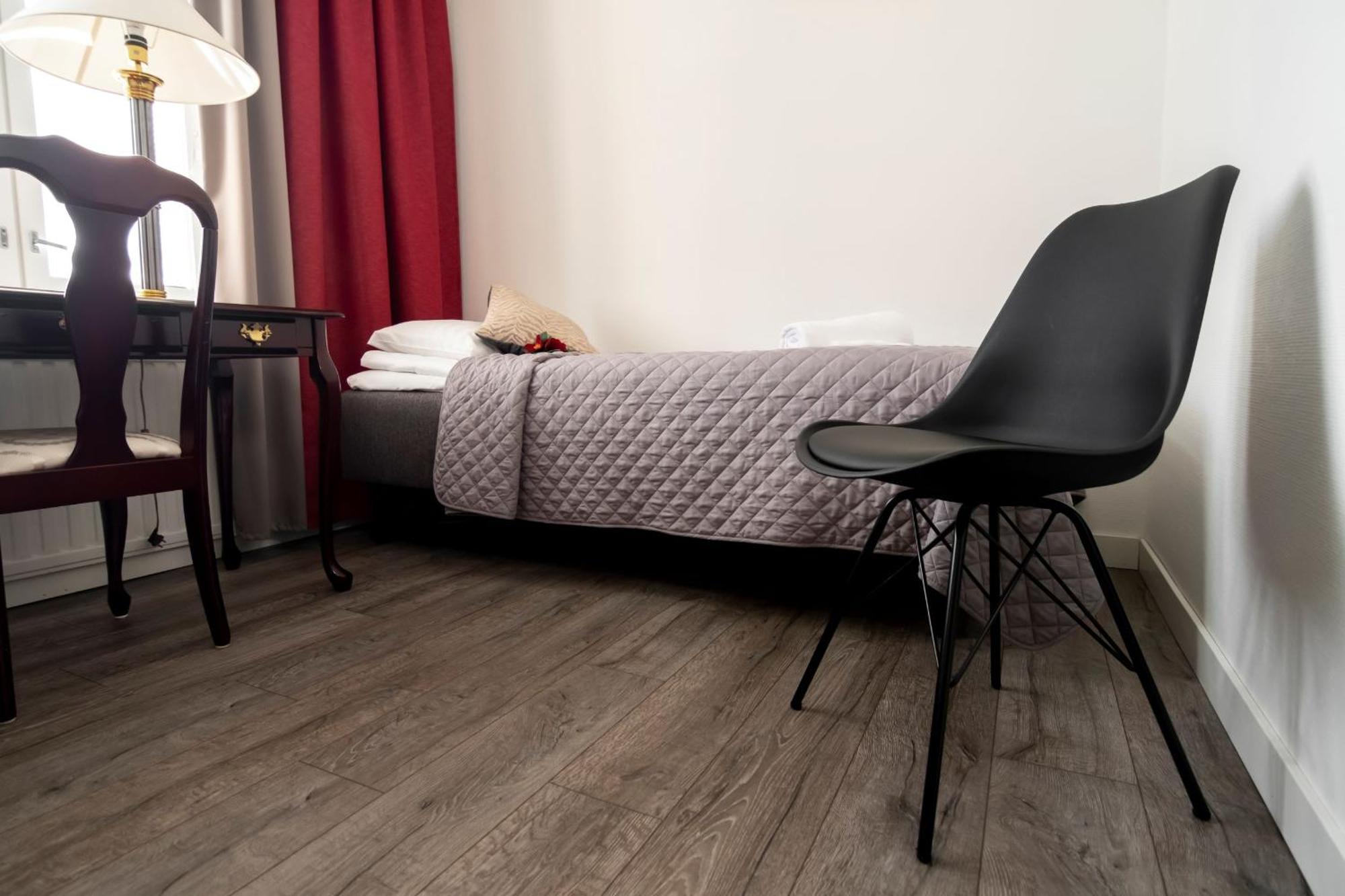 Ik Hotel & Camping Keuruu Værelse billede